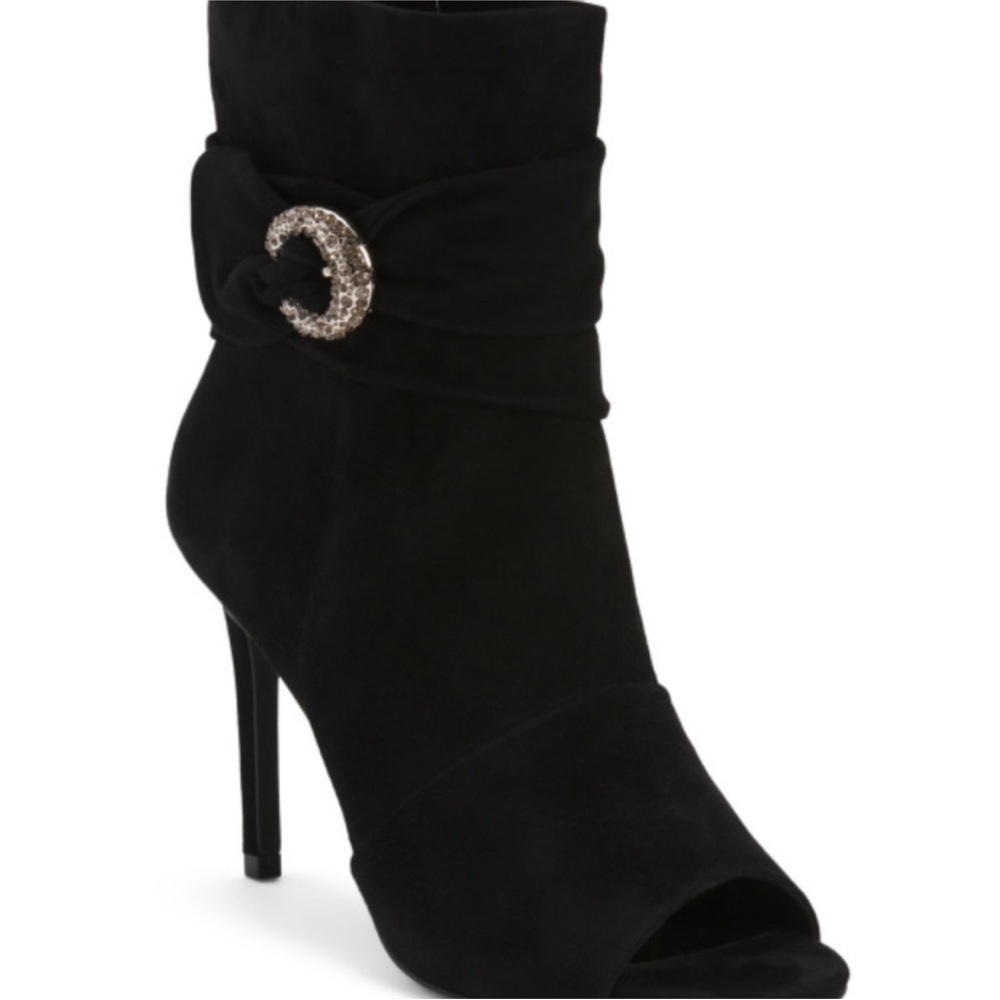 VINCE CAMUTO Suede Antaya
Open Toe Booties Sz 9.5